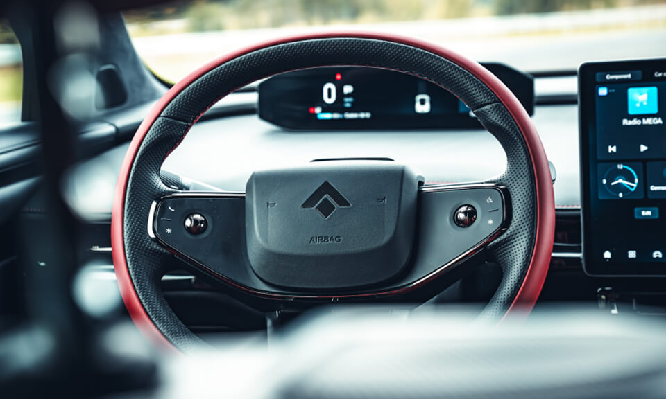 Systemy wspomagania jazdy i manewrowania